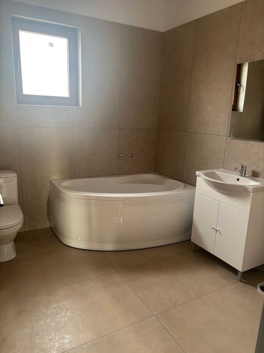 Proprietar vând casă nouă în Sânmihaiu German