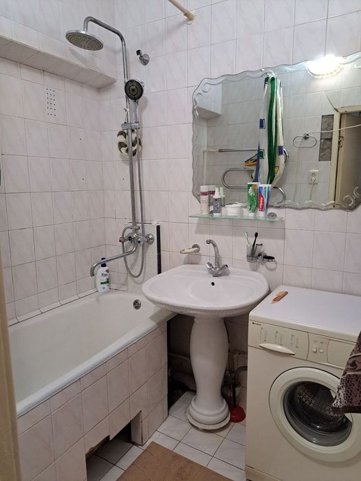 2/5/9 С Азимова школа 145 рядом Инфинити Ц1