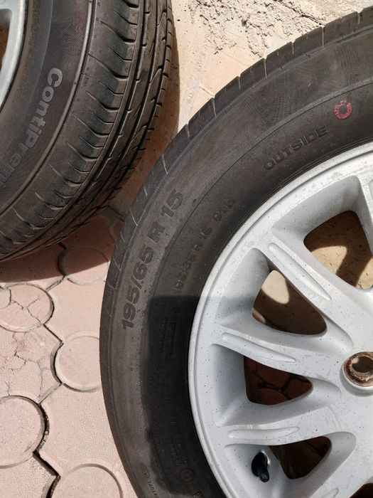 Продам шины с дисками (летние)