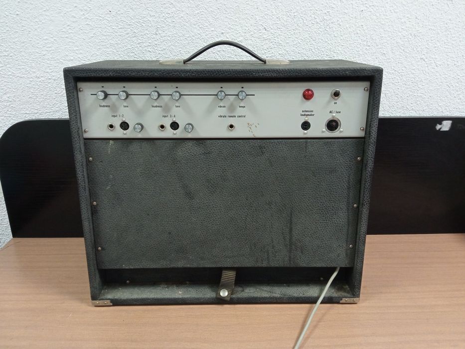 DIXILAND-Китарно кубе лампово.