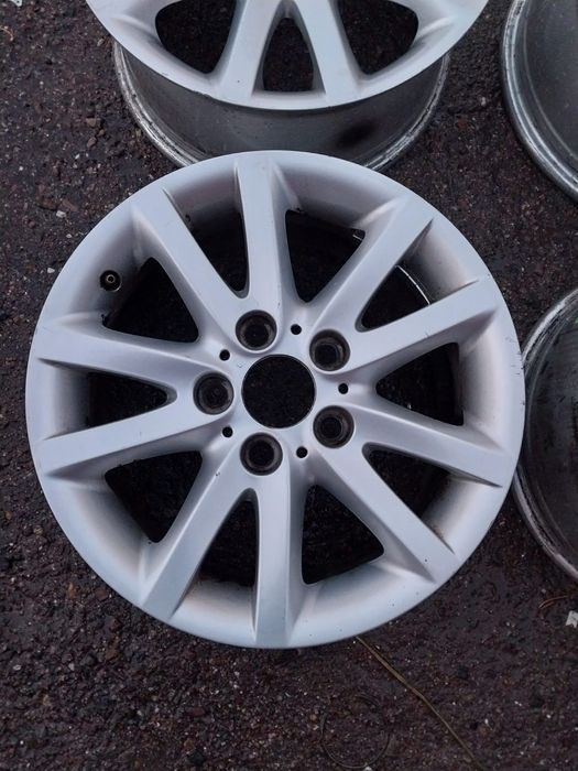 Диски R16 на BMW. Вылет ЕТ47.