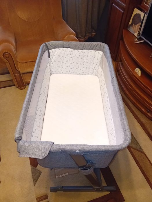 Pătuț co-sleeper Lionelo Theo