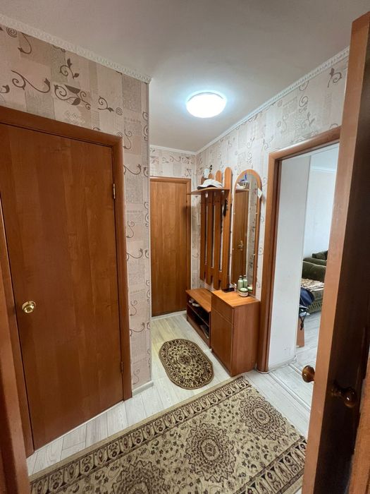 Продам трёхкомнатную квартиру