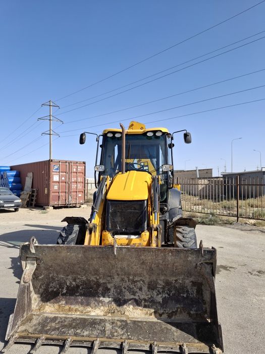 Эксковатор погрузчик jcb 3cx