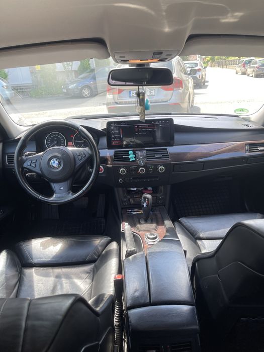 BMW 5 Series 2009 — imagine 4