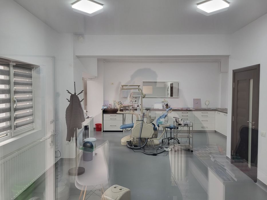 Inchiriere spatiu comercial