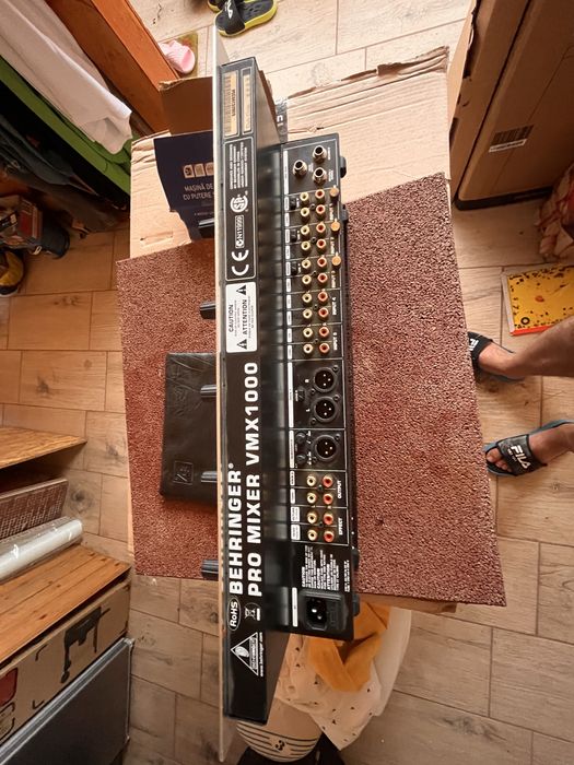 Mixer dj Behringer vmx 1000