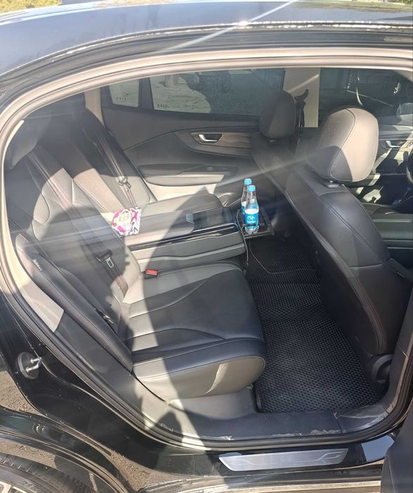 Продается Хонджи екм5 Hongqi eqm5