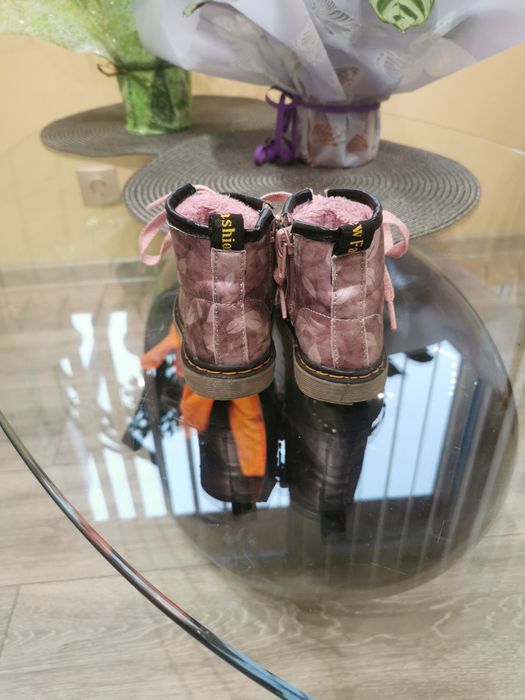 Ботушки цвят  пепел от рози