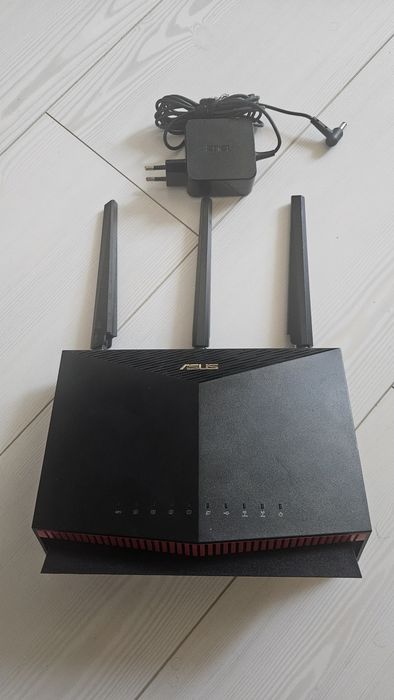 Router Asus RT-AX86S AX5700 (defect - are raza wifi mica)