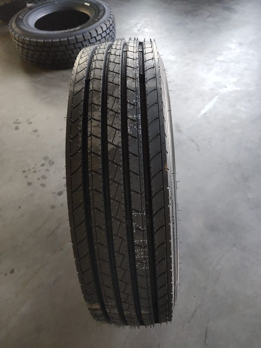 Грузовые Автошина 265/70R19.5 Royalblack
