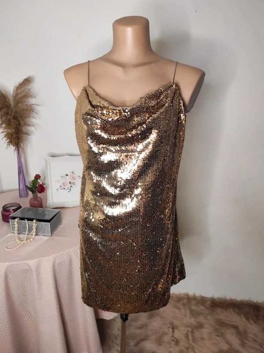 Rochie cu paiete, ASOS cu eticheta