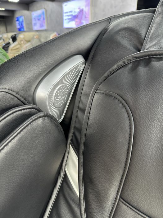 Кресло массажное model RIM