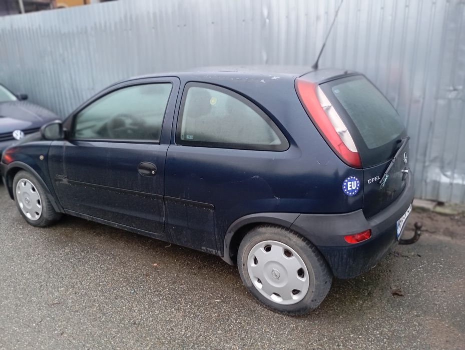 Vând Opel CORSA c 2001