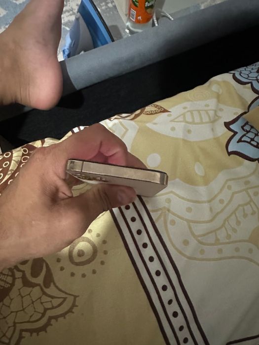 Продам айфон 12 про 256 г