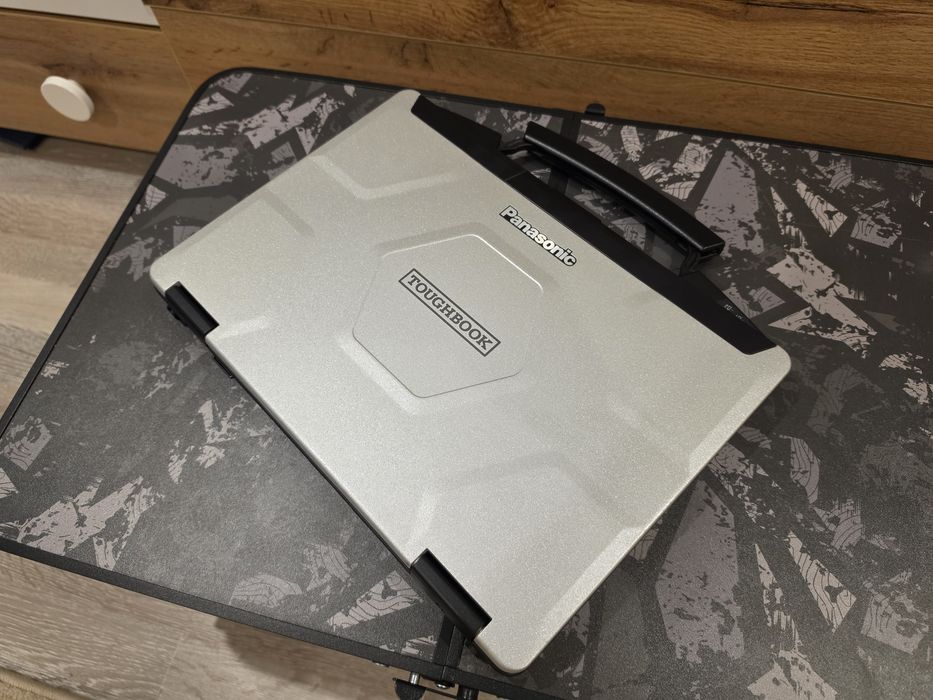 Panasonic Toughbook CF-54 Touch / i5-7th / 16 GB Ram / 256 SSD