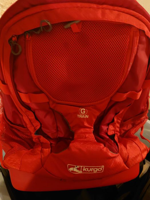 Kurgo G-Train dog backpack, with integrated pet compartment, waterproof base, for pets up to 11 kg, red
