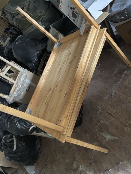 Стол на продаже IKEA