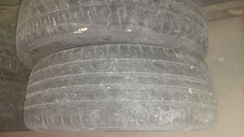 Продаётся шины ,,,