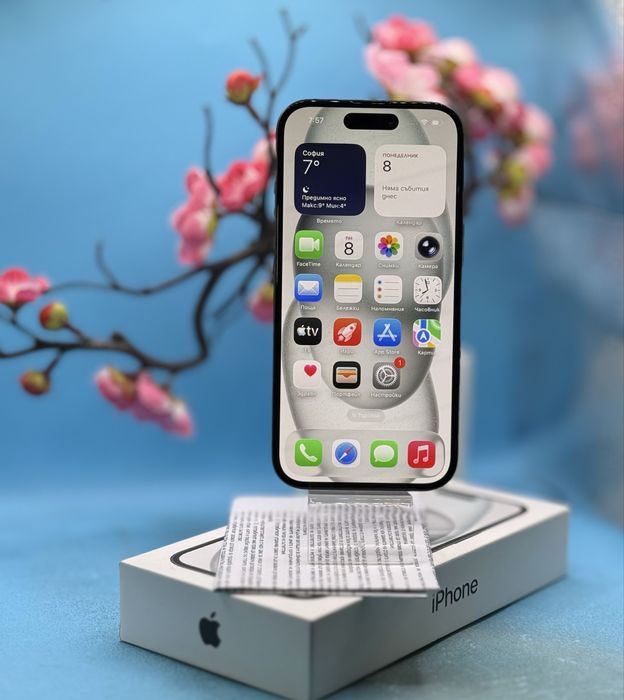 ГАРАНЦИОНЕН!!! Apple iPhone 15, 128GB, 5G, Black + подарък адаптер