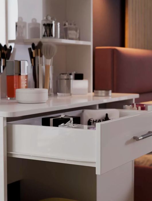 Туалетный столик с зеркалом Эвита  oynali boyanis stoli
Оригинал