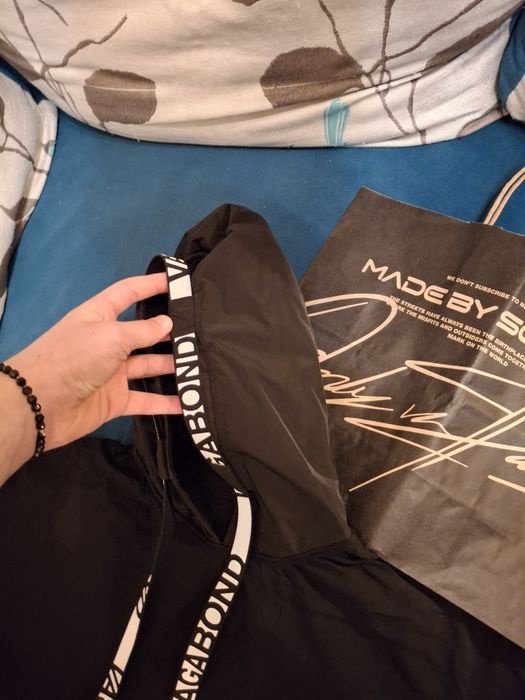 Tricou cu glugă VAGABOND