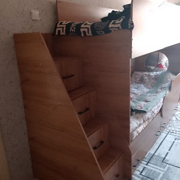 Продаётся двух ярусная кровать