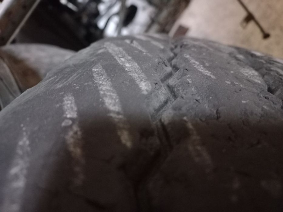 Продам 2 баллона 385/65r22.5