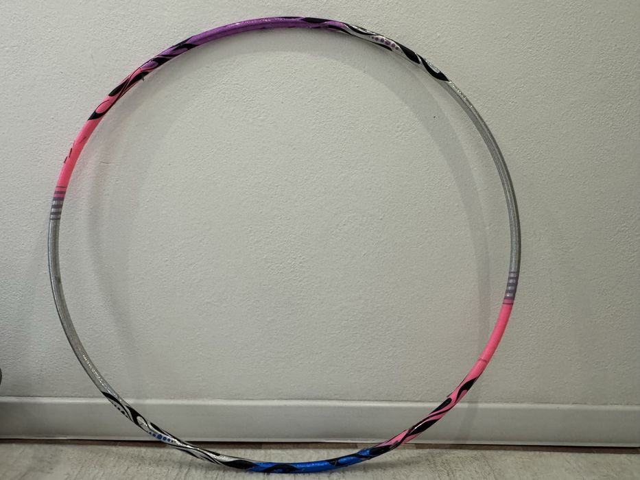 Продаю гимнастический обруч