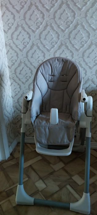 Стульчик для кормления  IVOLIA