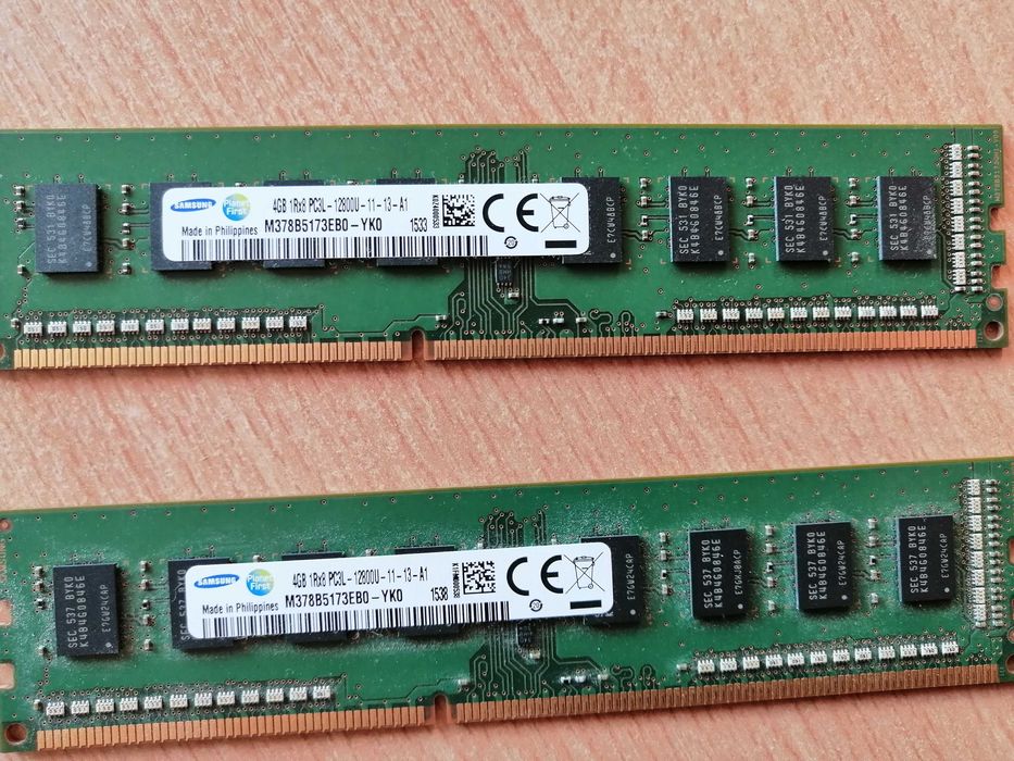 Два хард диска за лаптоп x 120 gb и RAM Samsung 2X4GB DDR3L