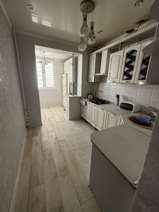 Сдается 4 х комнатная квартира