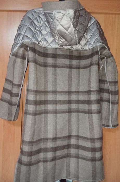 Продам пальто демисезонную