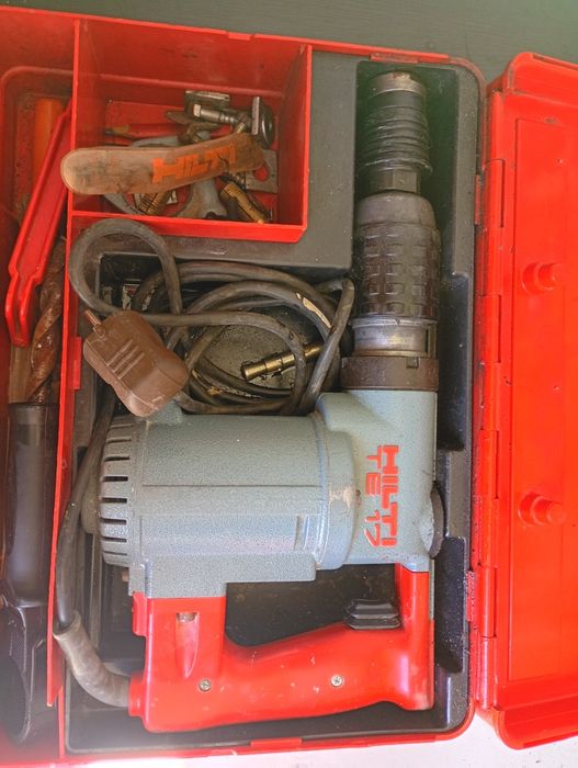 Bormașină electropneumatica HILTI TE 17