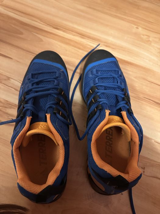 Adidas обувки Terrex
