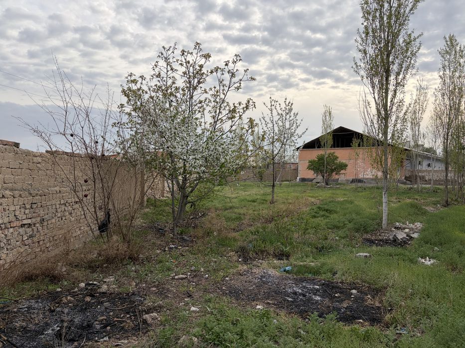 Turar joy sotiladi. Dokumentlari tinniq 15 sotih