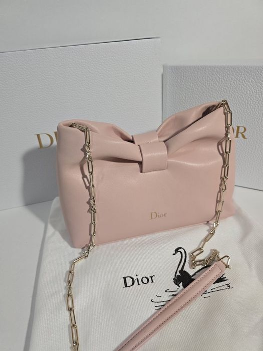 Налична чанта Dior Bow