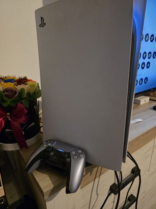 Sony PlayStation 5 (PS5) Digital Edition – 825GB – White