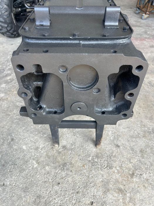 !! Baie Ulei Tractor 703 !! (Utb 500 640 800 10.10)