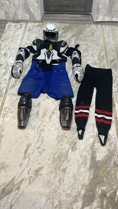 Хоккейная форма.