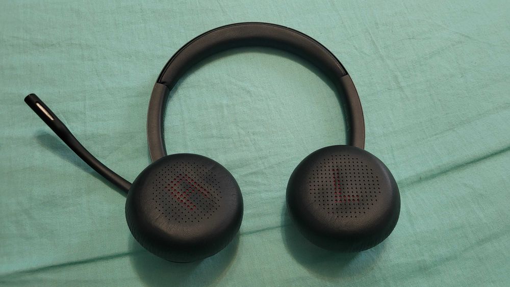 Casca Plantronics Voyager POLY V4320 Usb C cu microfon fuctionale