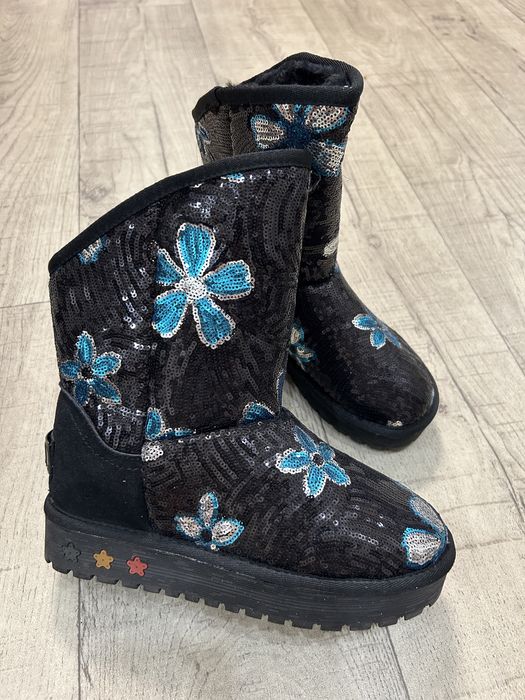 Продам новую зимнюю обувь