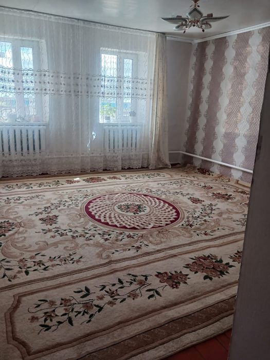 Үй сатылады мал ұстауға қолайлы