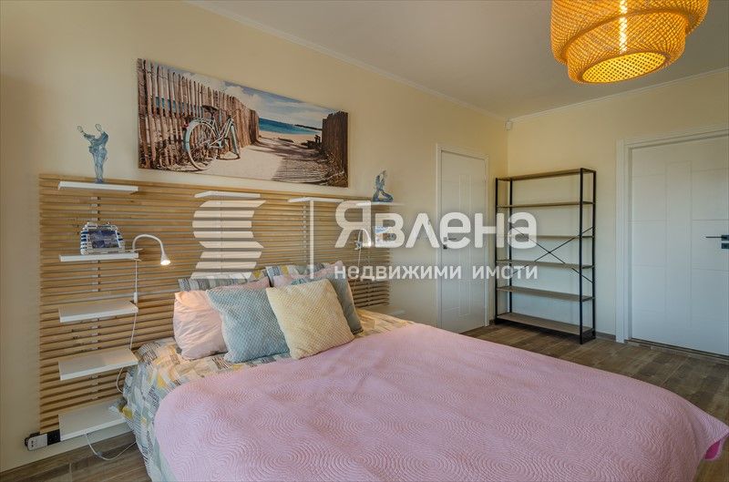Продава се Къща в с. Генерал Кантарджиево, Област Варна - 633 кв.м за 443 €/кв.м - Снимка #10