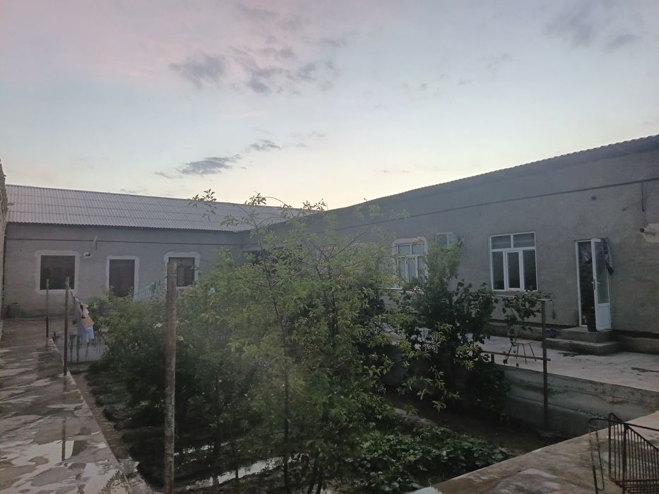 Uy joy Buxoro viloyati Jondor tumani sentrda