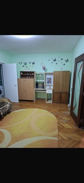 De inchiriat apartament pajura