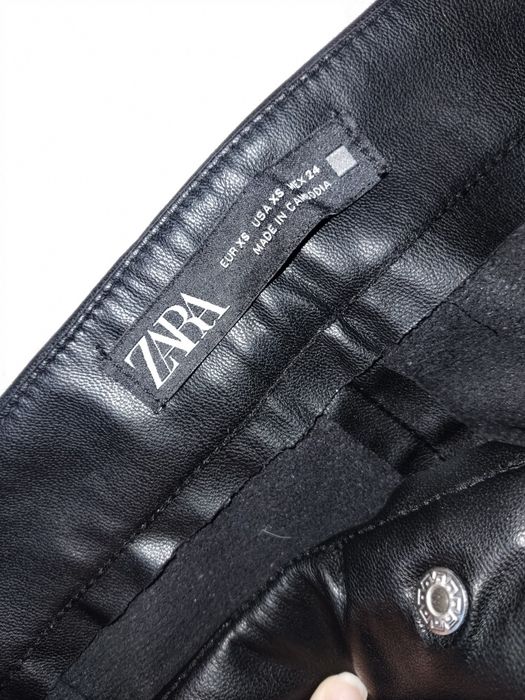 Кожаные брюки от ZARA