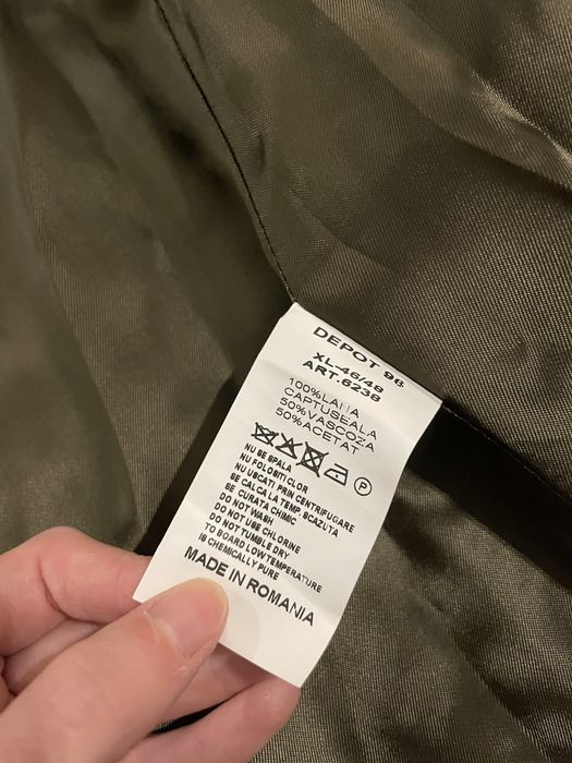 Palton XL 100% lână Depot 96