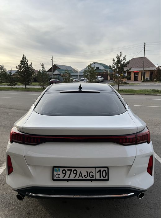 JAC J7 Plus в комплектации Flagship