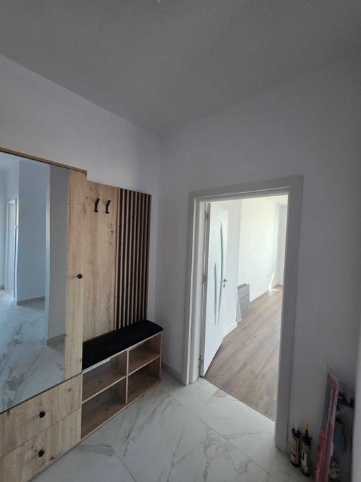 Тристаен апартамент в Надежда 2